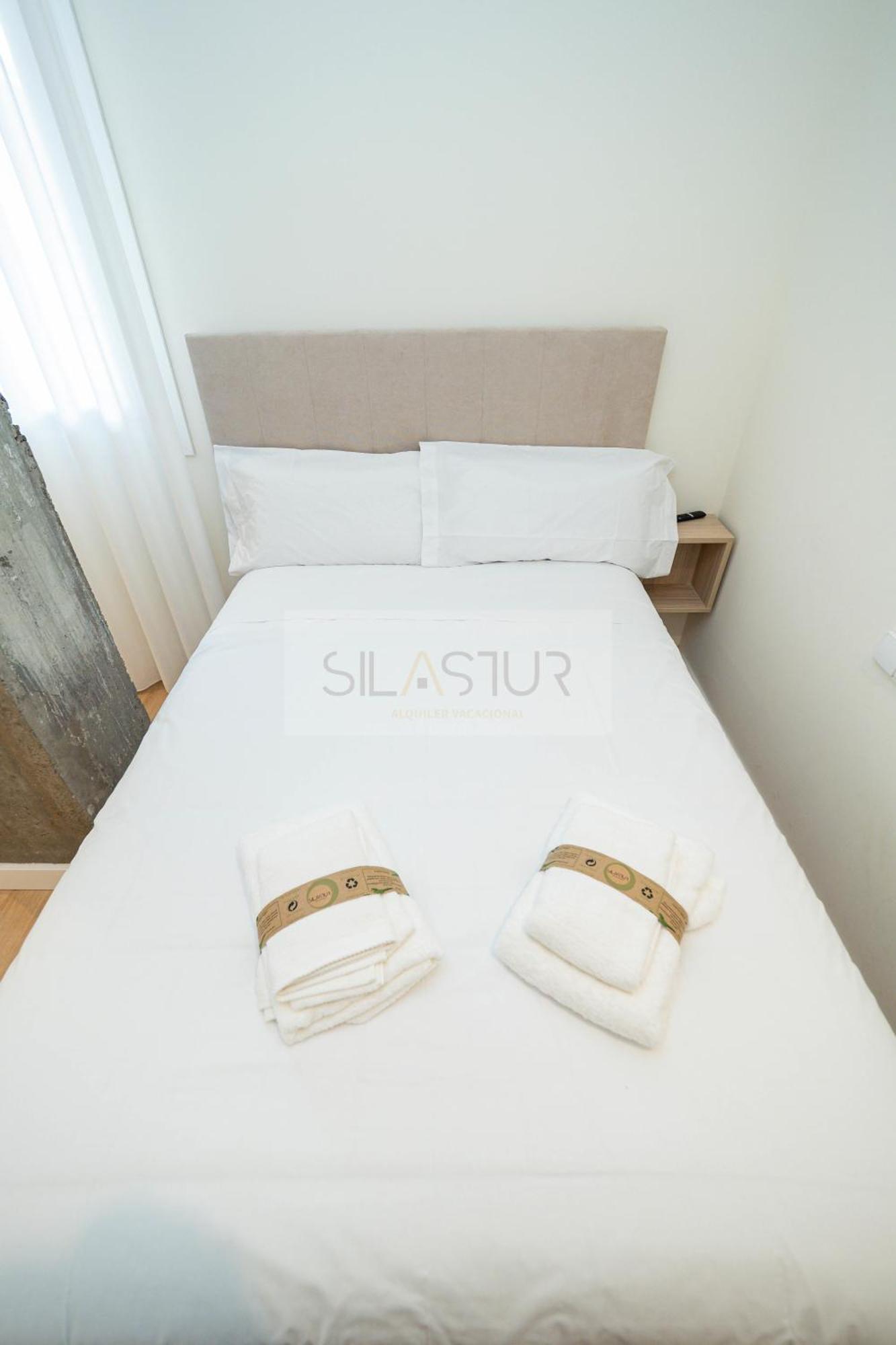 A Pie De Playa B By Silastur Gijon Bagian luar foto
