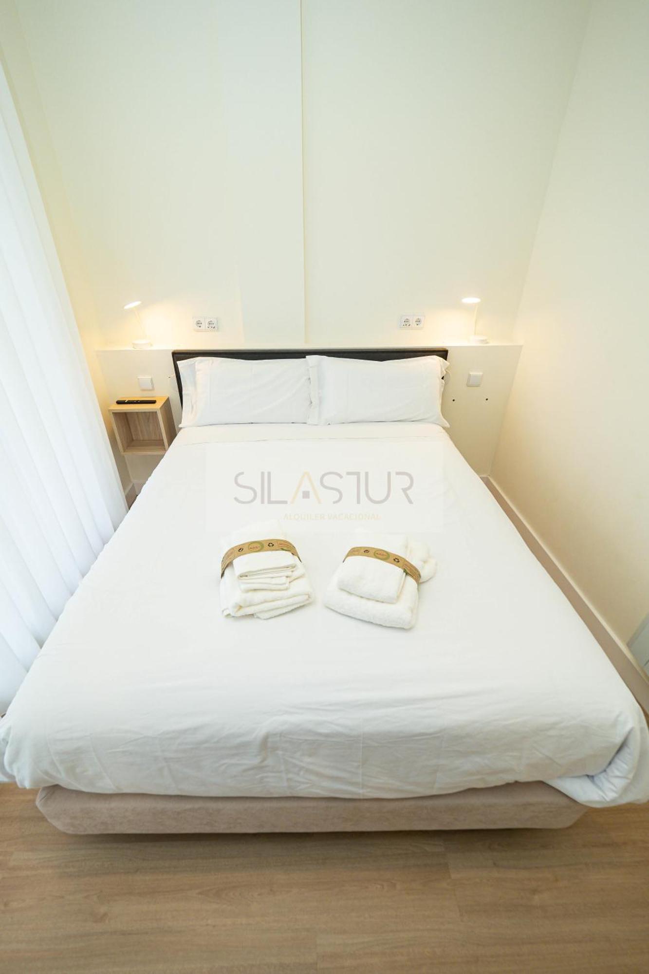 A Pie De Playa B By Silastur Gijon Bagian luar foto